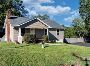 934 Fairview Dr SW, Lenoir, NC 28645