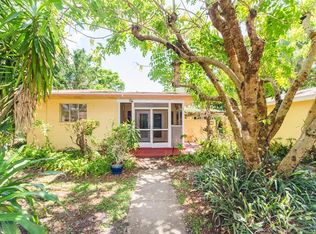 420 Poincianna Dr, Sarasota, FL 34243