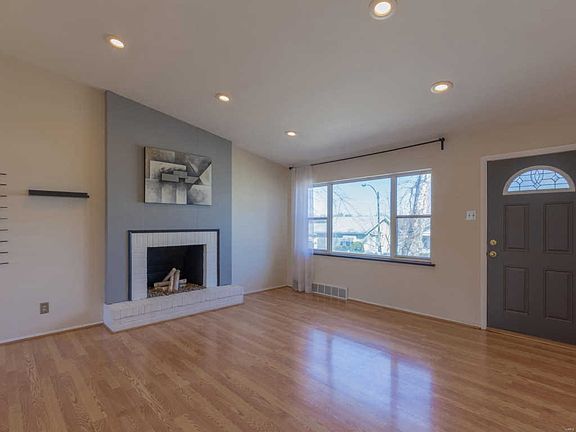 2nd image of 7046 Oleatha Ave