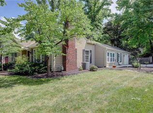 5833 Alhambra Dr, Fairway, KS 66205