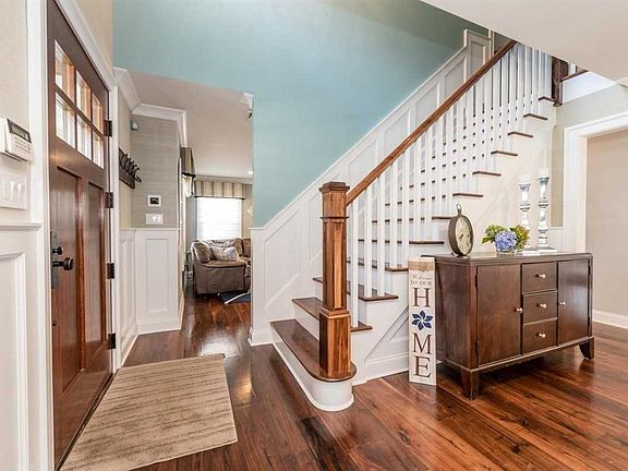 3rd image of 58 Abbey St