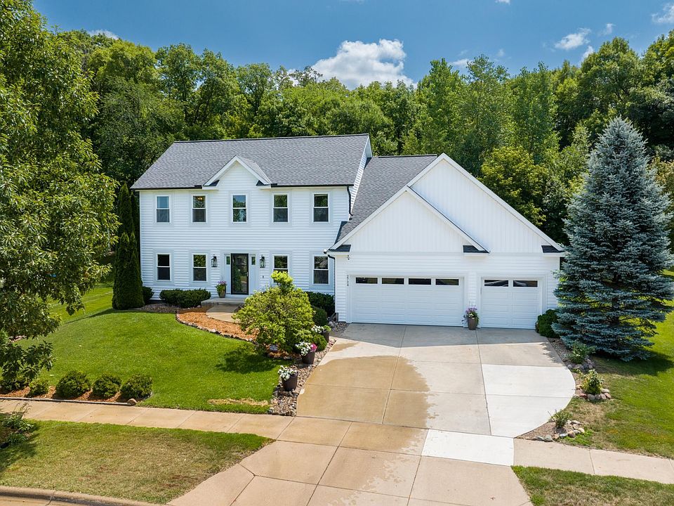 1st image of 2724 Oak Lawn Dr
