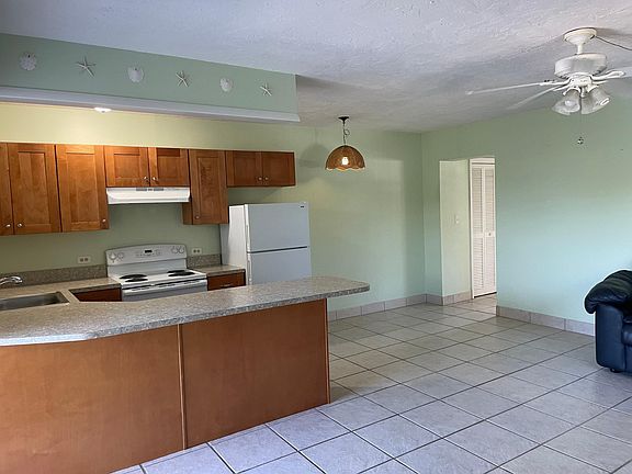 4th image of 121 Ocean Dr #4