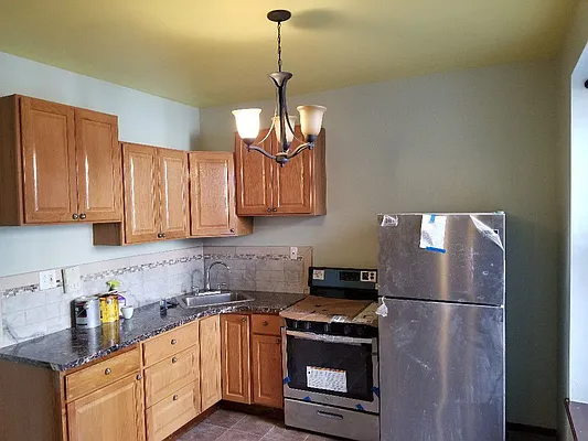 Rented by Creative Realty Inc | media 19