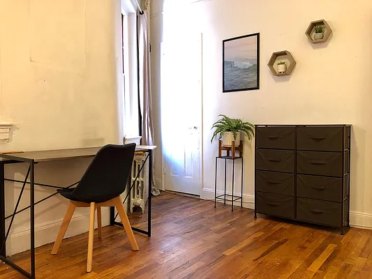 Rented by AWC Real Estate | media 3