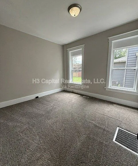 2262 Cleveland Blvd — Photo 13