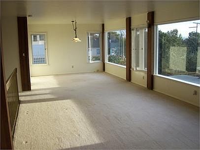 4th image of 3130 Poe St