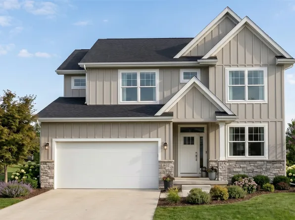 465 NW Independence Cir, Waukee, IA 50263