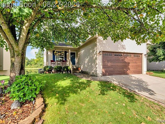 3rd image of 415 Mill Pond Dr