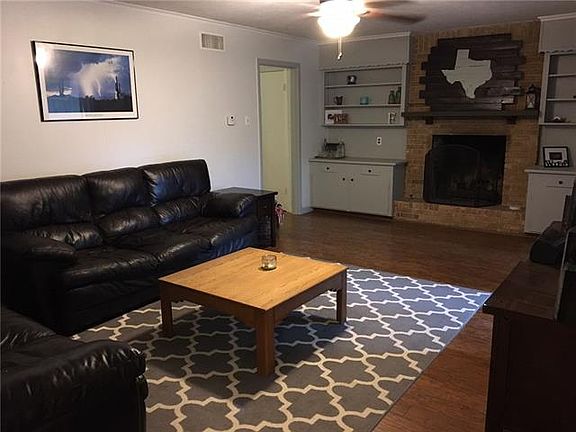 2nd image of 10940 Scotsmeadow Dr
