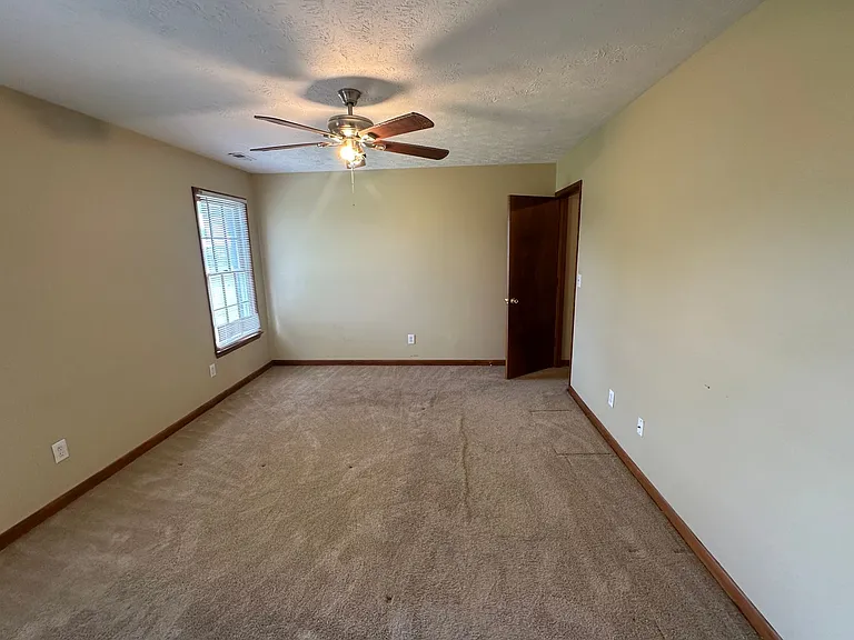 7850 Penelope Dr — Photo 10