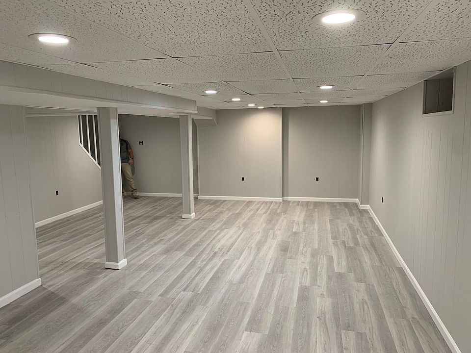 2nd image of 750 Ruth St