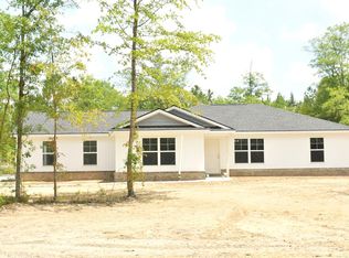 14 Sparrow Ln, Jesup, GA 31545