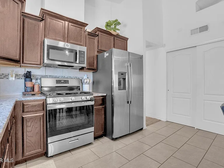14364 Nick Drahos Ln — Photo 17