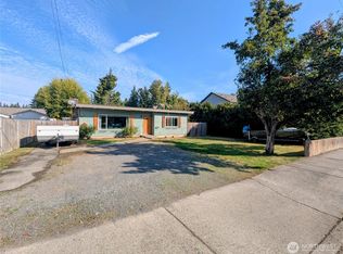 6103 Grove St, Marysville, WA 98270