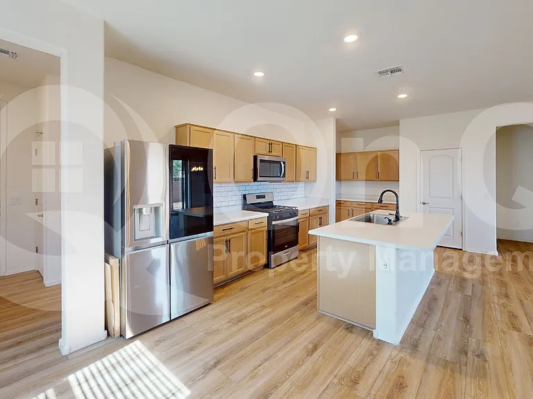 8840 E Raven Hill Way — Photo 9