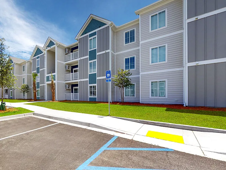 Coastal Club Apartments — Photo 48