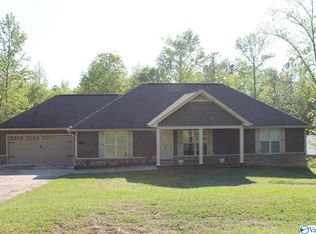 99 Quinn Dr, Gadsden, AL 35903