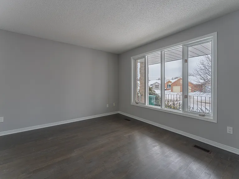 312 Waterloo Dr #1 — Photo 3