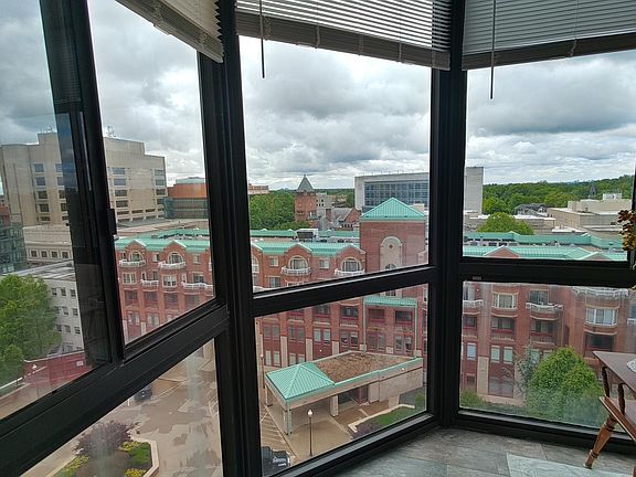 2nd image of 24 Courthouse Sq APT 802