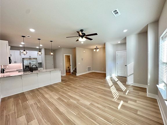 2nd image of 2188 Million Ln