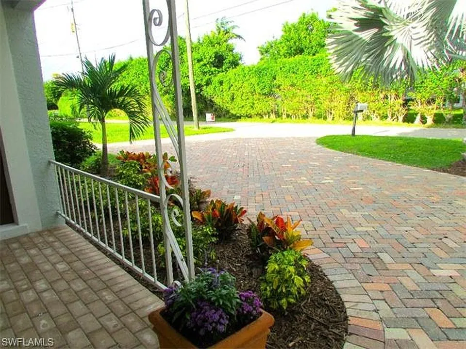 27240 Williams Rd — Photo 2