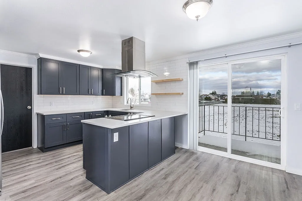 203 Farrelly Street, Unit A — Photo 2
