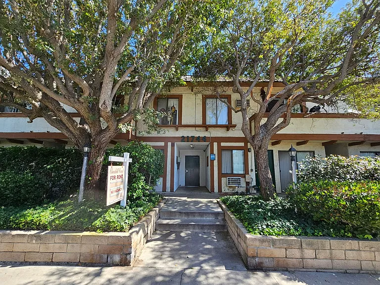 21744 Septo St — Photo 25