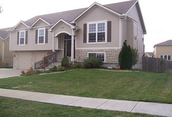 1st image of 307 Wyndham Dr