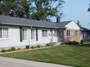 4507 Crooks Rd, Royal Oak, MI 48073