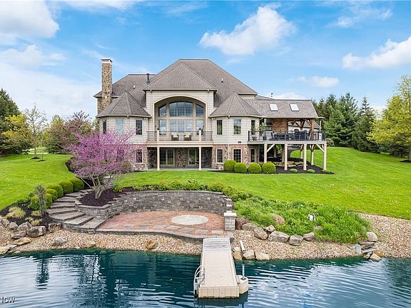 4th image of 6313 Manor Glen Dr
