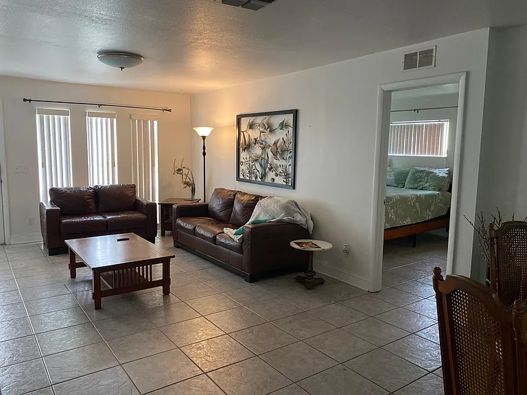 13741 Sussex Ave — Photo 31
