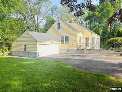 177 Forest Ave, Paramus, NJ, 07652