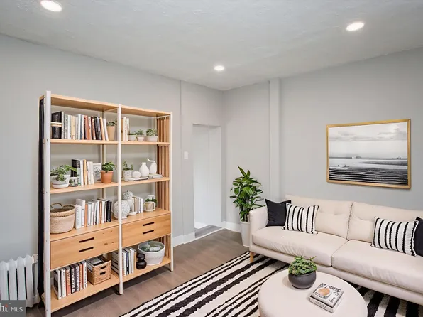 6116 Edmund St, Philadelphia, PA 19135