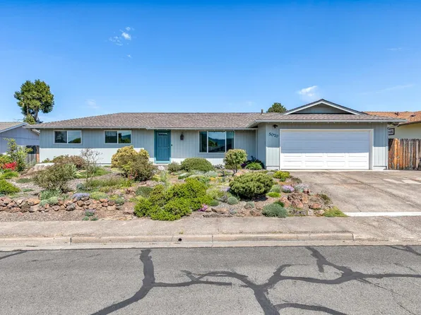 5070 Rock Way, Central Pt, OR 97502