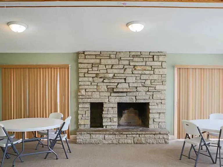 Cedar Terrace — Photo 5