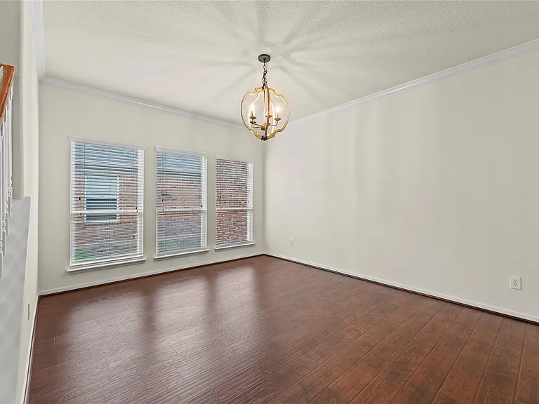 15403 Redbud Dale Ct — Photo 9