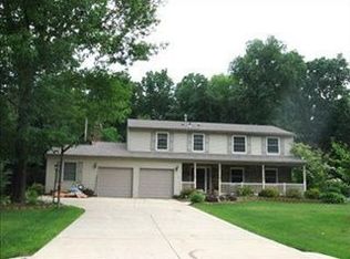 9726 Martinique Dr, Concord Township, OH 44060