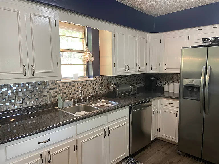 1618 Private Road 8692 — Photo 17