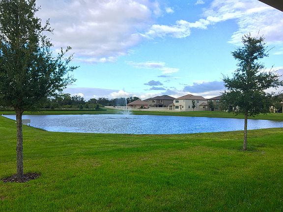 4th image of 5105 Sorrento Blvd W #5105