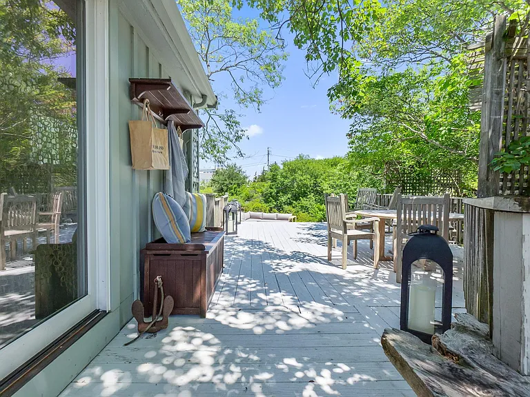 12 Girard Way — Photo 34