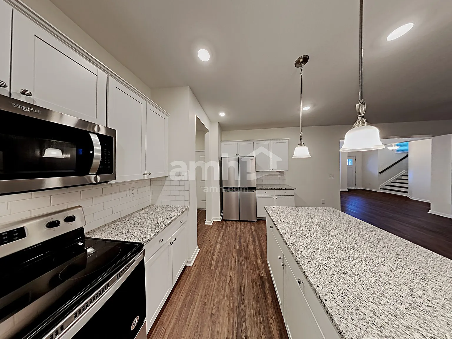 4 bed, 2.5 bath, 2108 sqft, $2,275 — Photo 3
