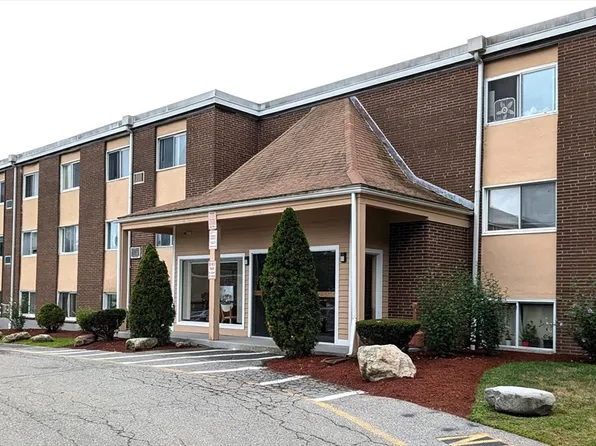 27 Willis St APT 6, Framingham, MA 01702