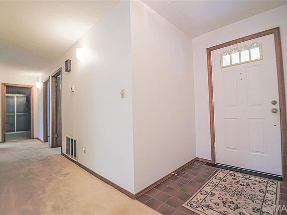 2nd image of 347 County Road 452