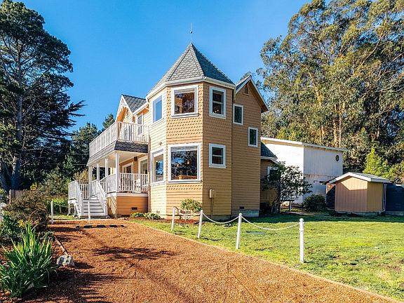 4th image of 45180 Headlands Drive