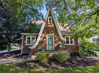 19 W 33rd St, Erie, PA 16508