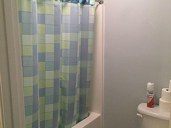 Guest bath 