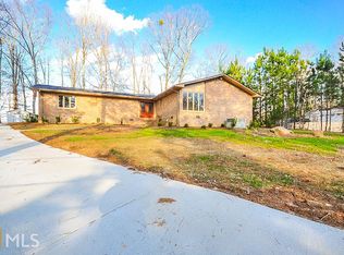 1320 Heatherland Dr SW, Atlanta, GA 30331