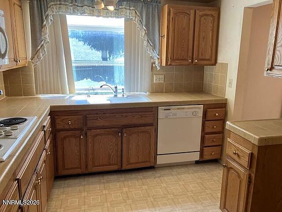 2nd image of 840 Meadow Springs Dr