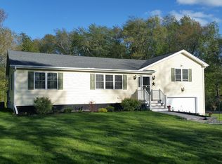 22 Forest Rd, Salisbury, MA 01952